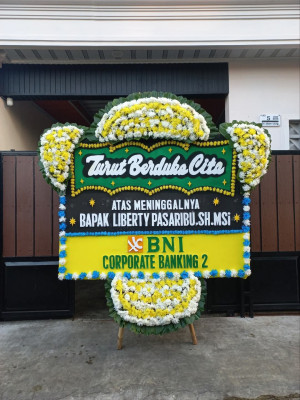 Papan Bunga Duka di Lebakbarang