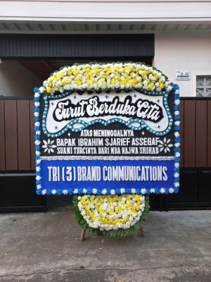 Papan Bunga Duka di Lebakbarang